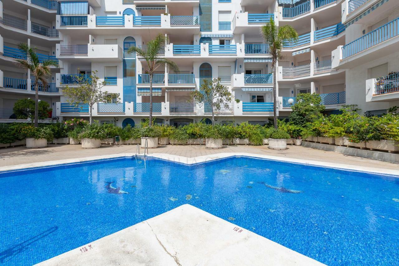 El Faro Beach Apartment By Dahlia Group Estepona Bagian luar foto