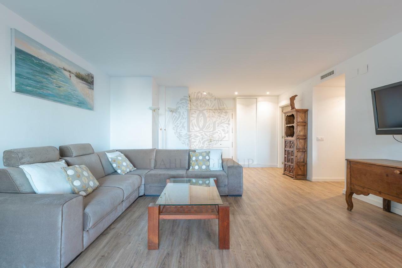 El Faro Beach Apartment By Dahlia Group Estepona Bagian luar foto