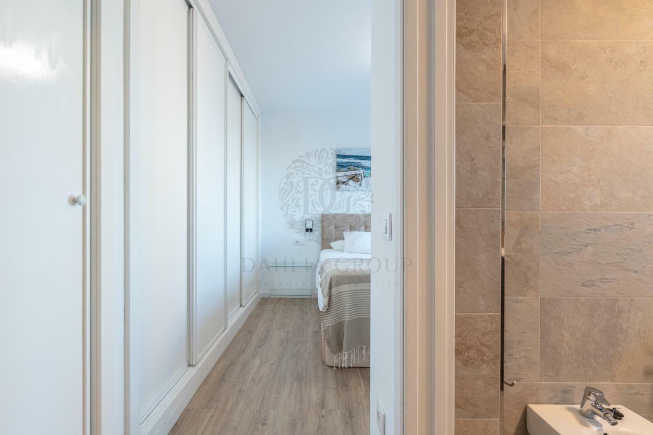 El Faro Beach Apartment By Dahlia Group Estepona Bagian luar foto