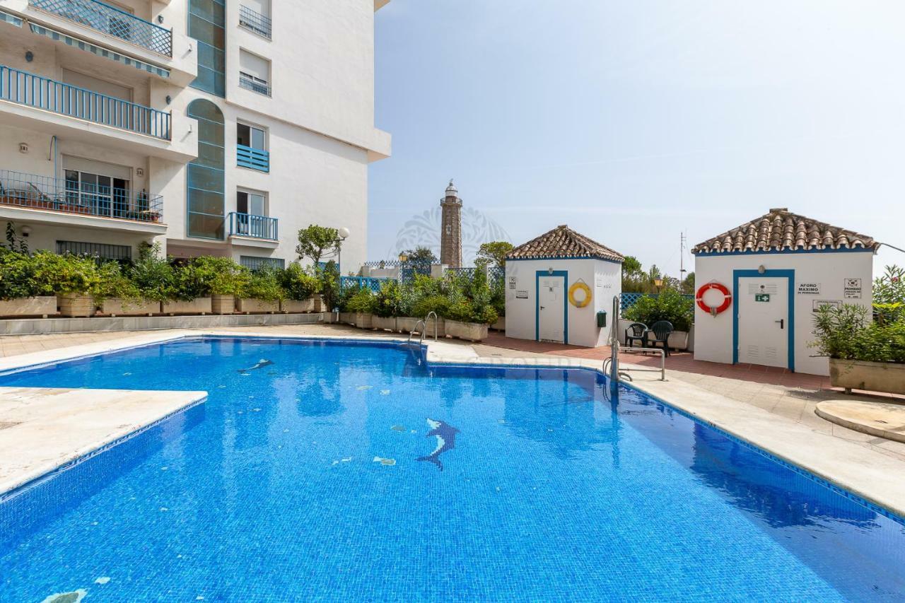 El Faro Beach Apartment By Dahlia Group Estepona Bagian luar foto